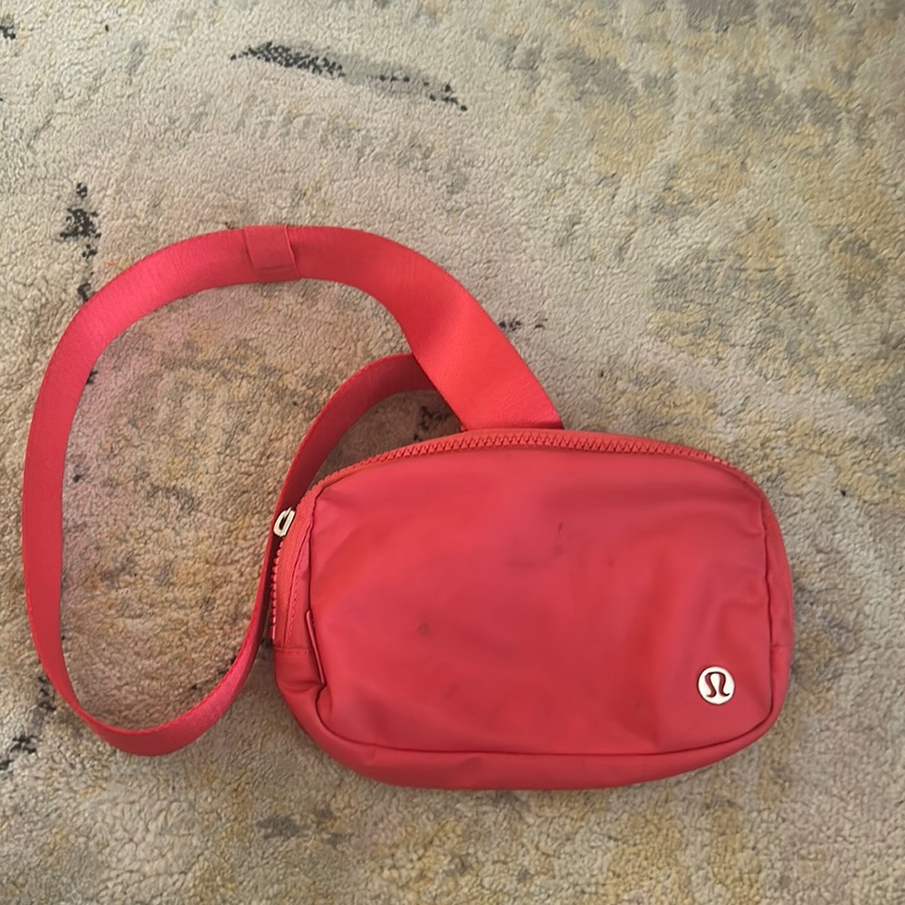 Pink lulu fanny pack